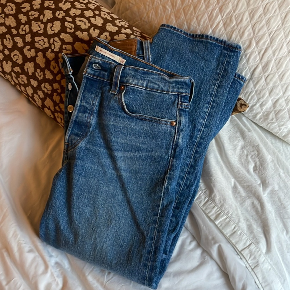 Levi’s Premium Denim | Wedgie Straight | 29